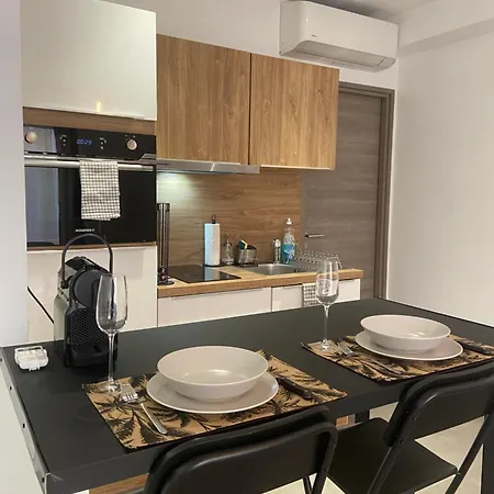 Confortable - Parking Inclus - Proche Juan-les-pins Apartment