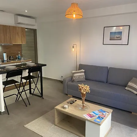 Apartment Confortable - Parking Inclus - Proche Juan-les-pins *