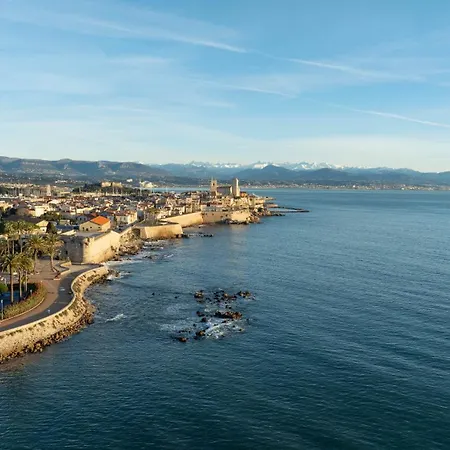 Confortable - Parking Inclus - Proche Juan-les-pins Apartment *