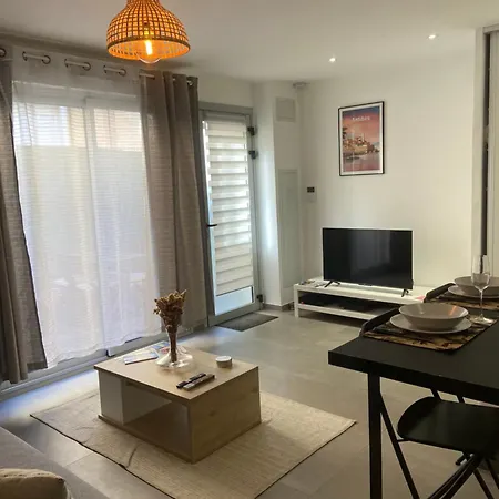 Appartamento Confortable - Parking Inclus - Proche Juan-les-pins Antibes
